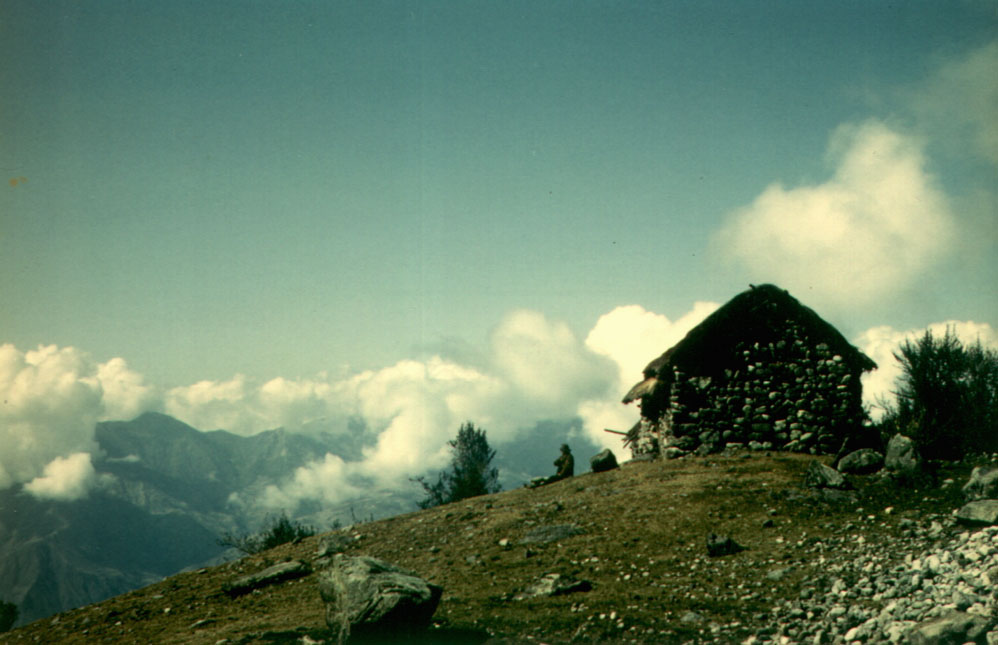 La maison du Brujo, dans les Andes à 5000 m. Photo Aliaga.